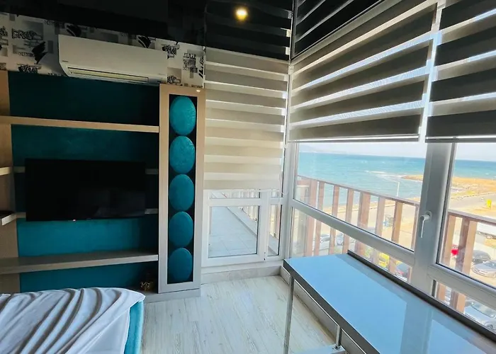 Paradadiso B 307 Two Bedroom Sea View شقة نيسيبار