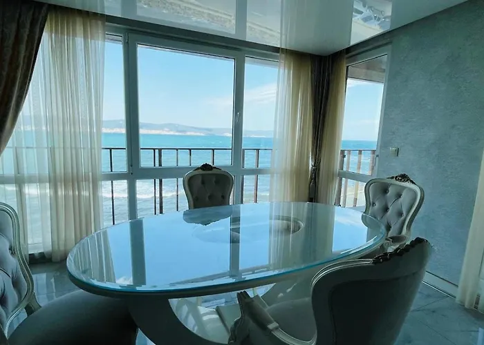 Paradadiso B 307 Two Bedroom Sea View * نيسيبار
