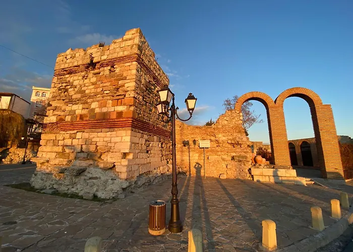 Paradadiso B 307 Two Bedroom Sea View شقة نيسيبار