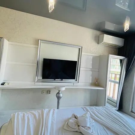 Апартамент Paradadiso B 307 Two Bedroom Sea View