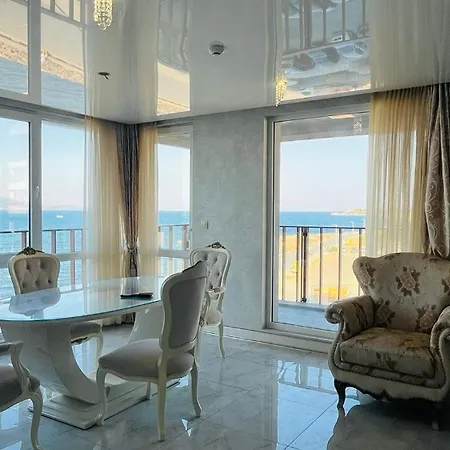 Paradadiso B 307 Two Bedroom Sea View