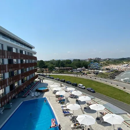 Paradadiso B 307 Two Bedroom Sea View Апартаменты Несебр